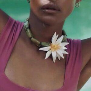 ZARA Large Flower Bamboo Pendant Choker Necklace
